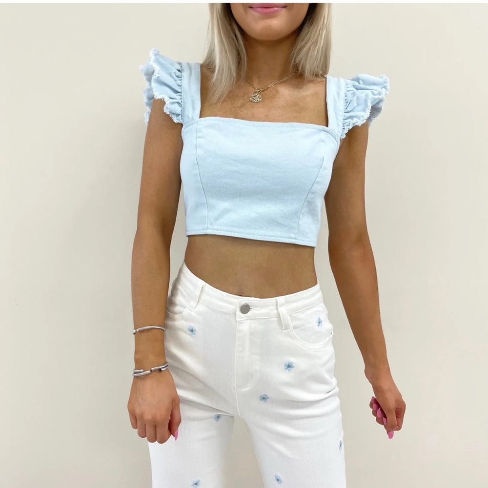 Fore Women’s Light Blue Denim Ruffle Sleeve Crop Top